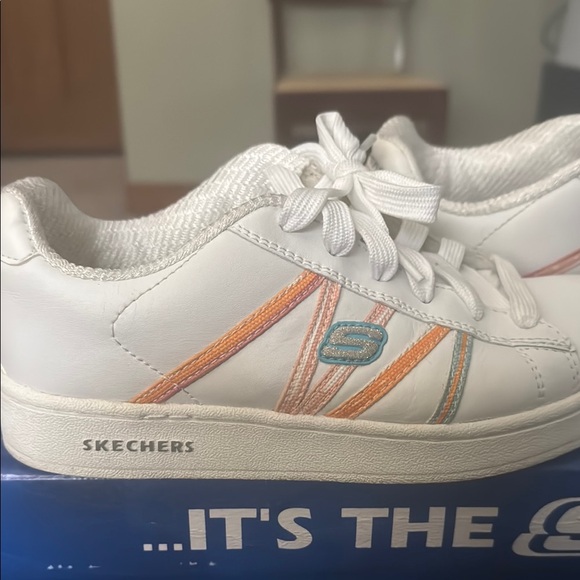 Skechers Shoes - Skechers White and Orange Sneakers with Classic Design
